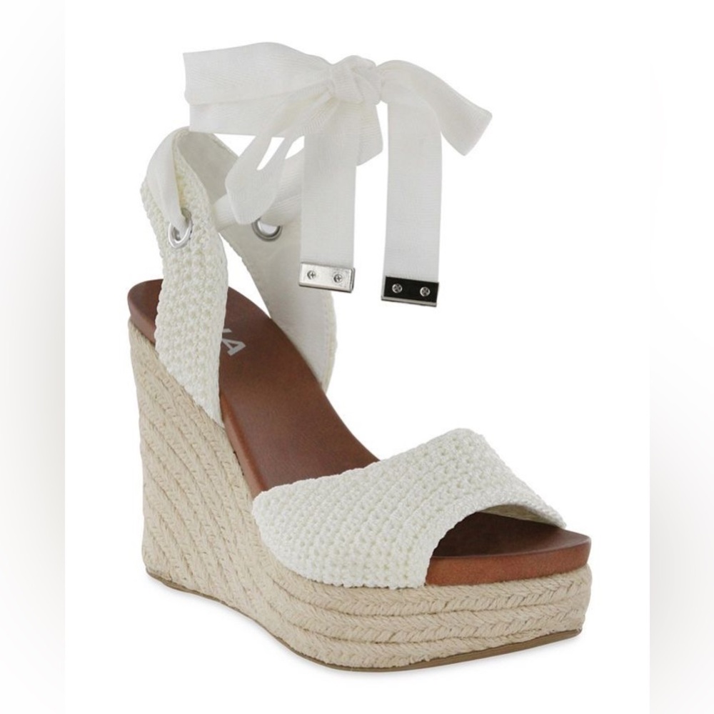MIA Yanet White Woven Wedges